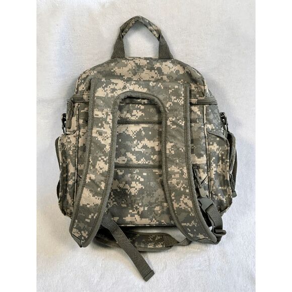 US Army National Guard Digital Camo Tactical Laptop/School Backpack (Clean)